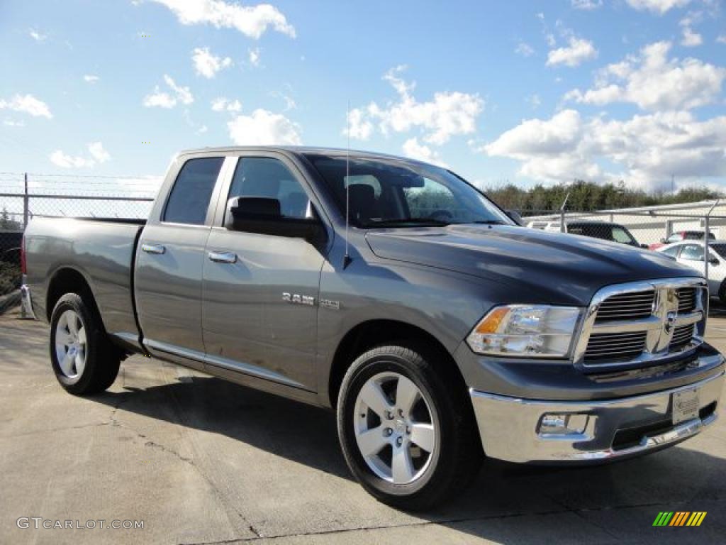 2010 Ram 1500 Big Horn Quad Cab 4x4 - Mineral Gray Metallic / Dark Slate/Medium Graystone photo #7