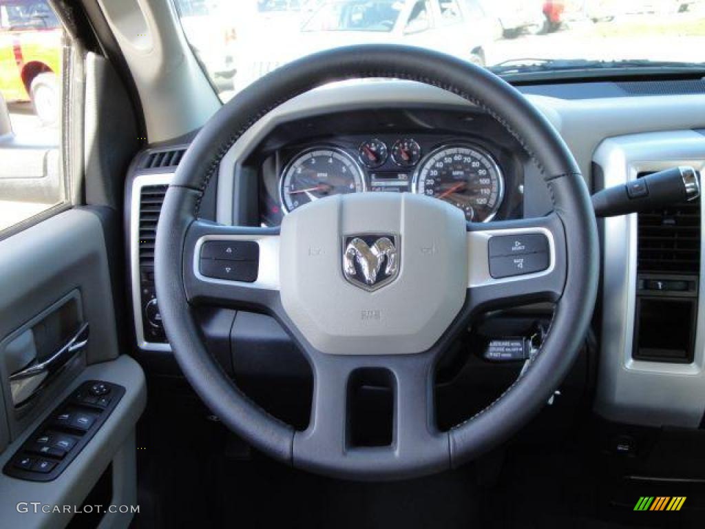 2010 Ram 1500 Big Horn Quad Cab - Brilliant Black Crystal Pearl / Dark Slate/Medium Graystone photo #16