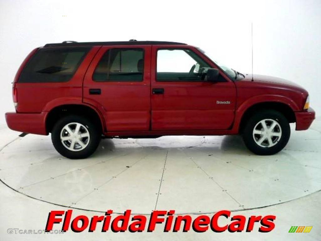 2000 Bravada AWD - Red Jewel / Graphite photo #4