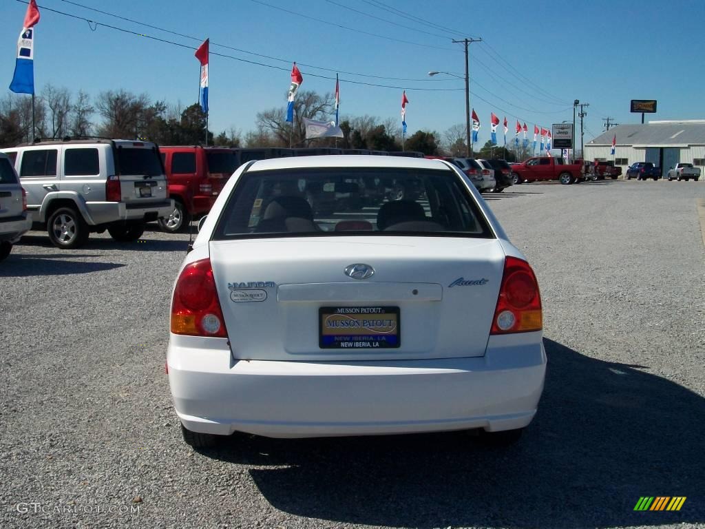 2005 Accent GLS Sedan - Noble White / Gray photo #3