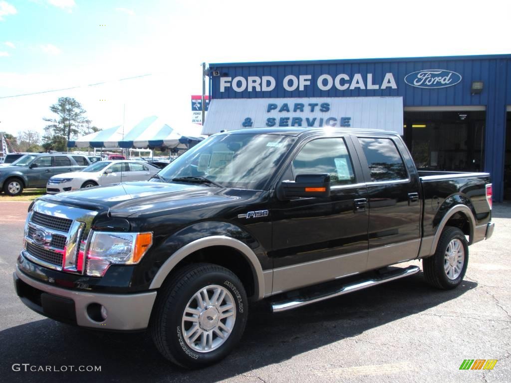 2010 F150 Lariat SuperCrew - Tuxedo Black / Tan photo #1