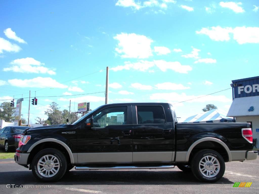 2010 F150 Lariat SuperCrew - Tuxedo Black / Tan photo #2