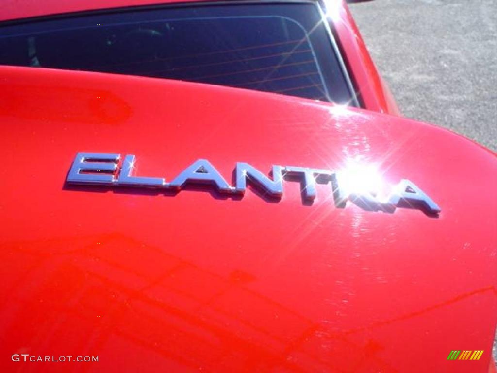 2004 Elantra GLS Sedan - Rally Red / Gray photo #14