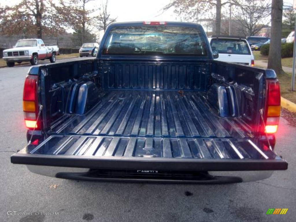 2002 Sierra 1500 Regular Cab - Indigo Blue Metallic / Graphite photo #15