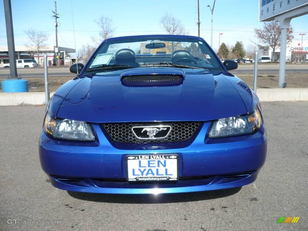 2004 Mustang V6 Convertible - Sonic Blue Metallic / Dark Charcoal photo #2