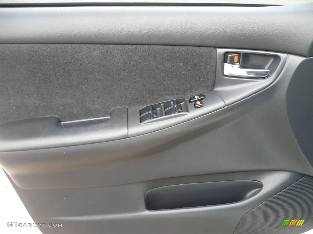 2003 Corolla S - Super White / Black photo #7