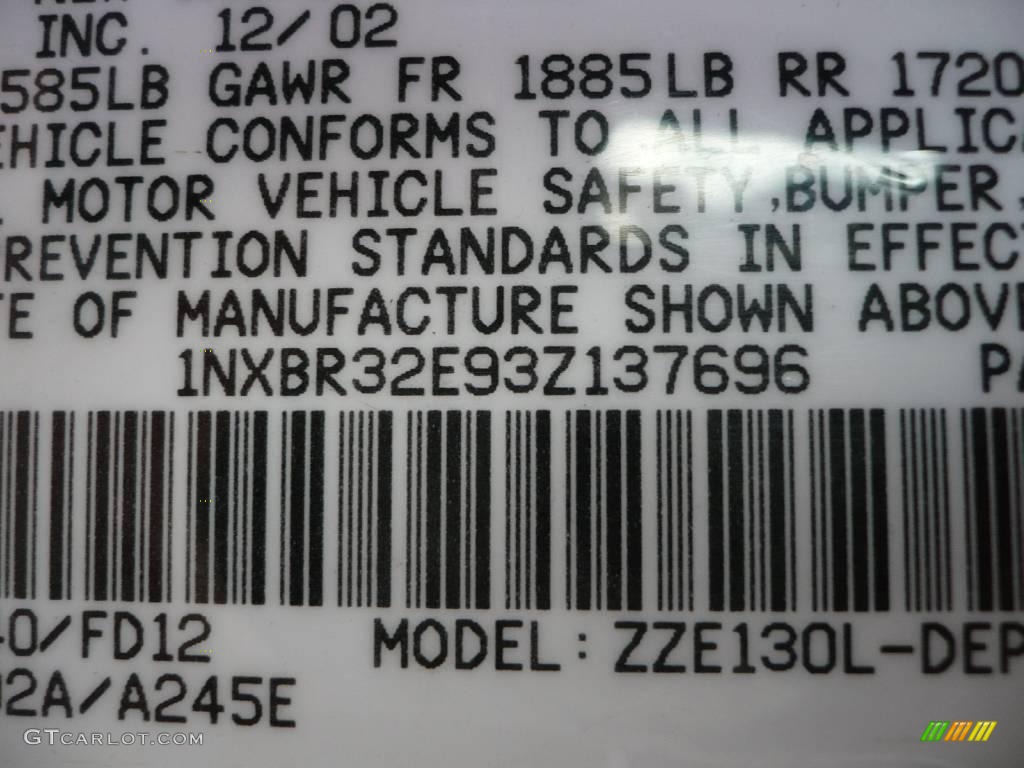 2003 Corolla S - Super White / Black photo #26