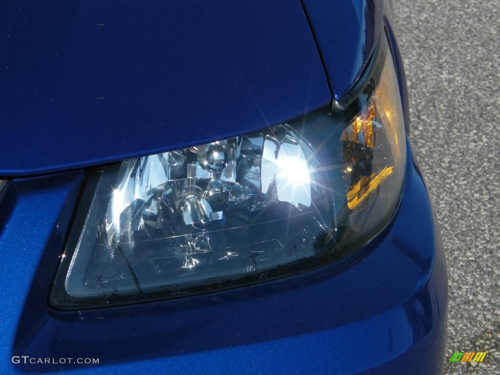 2004 Mustang GT Convertible - Sonic Blue Metallic / Dark Charcoal photo #8