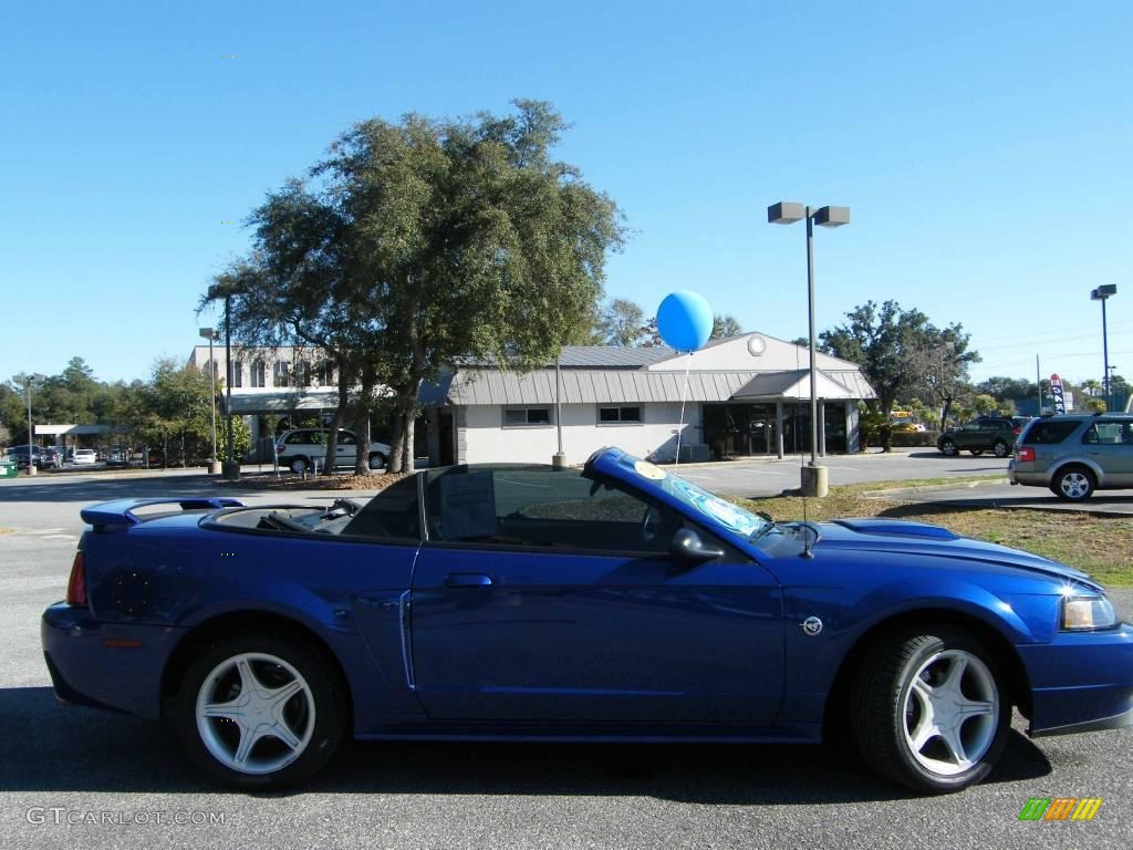 2004 Mustang GT Convertible - Sonic Blue Metallic / Dark Charcoal photo #16