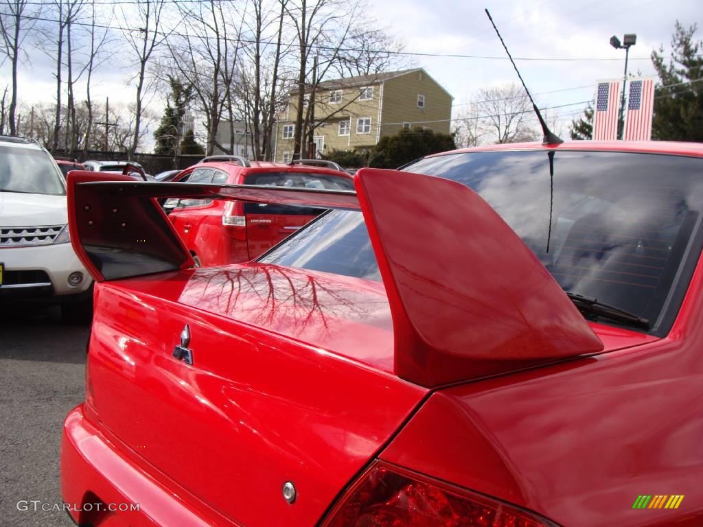 2003 Lancer Evolution VIII - Rally Red / Black photo #9