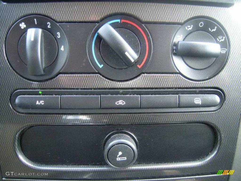 2004 F150 FX4 SuperCrew 4x4 - Black / Black/Medium Flint photo #29