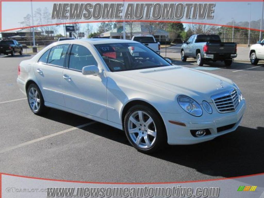 2008 E 350 Sedan - Arctic White / Cashmere photo #1