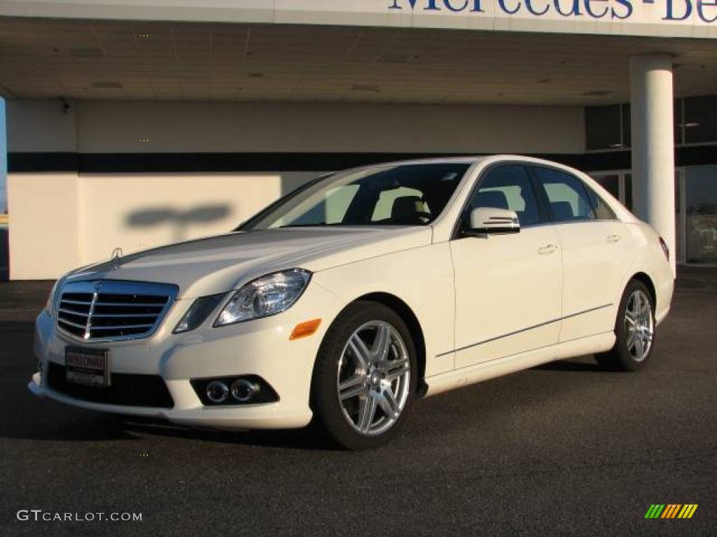 2010 E 350 4Matic Sedan - Arctic White / Almond Beige photo #1