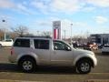 Silver Lightning Metallic - Pathfinder S 4x4 Photo No. 7