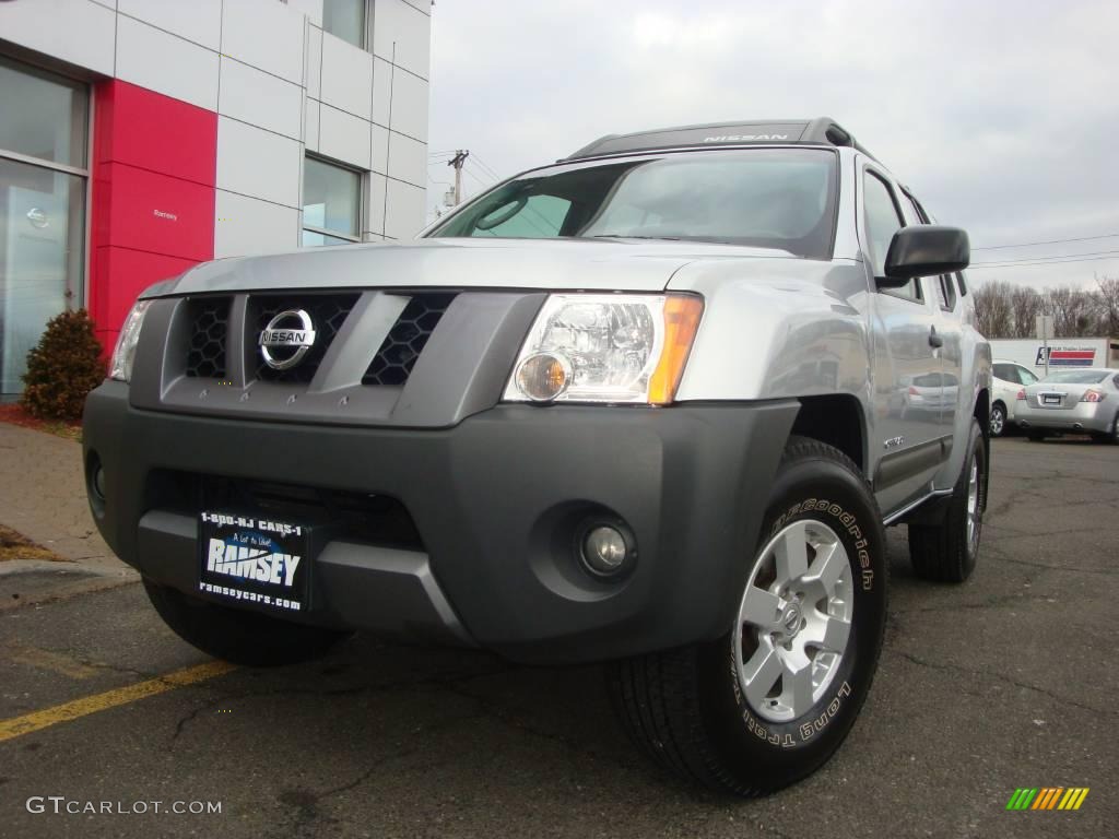 2007 Xterra Off Road 4x4 - Silver Lightning Metallic / Charcoal photo #3