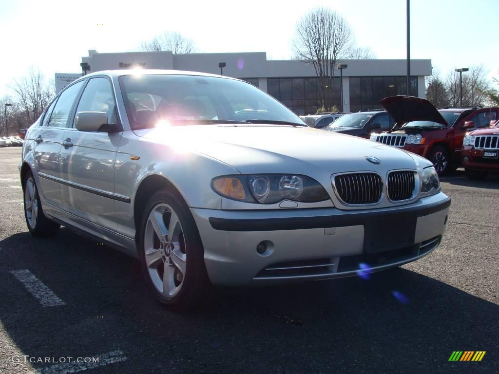 2005 3 Series 330xi Sedan - Titanium Silver Metallic / Black photo #3