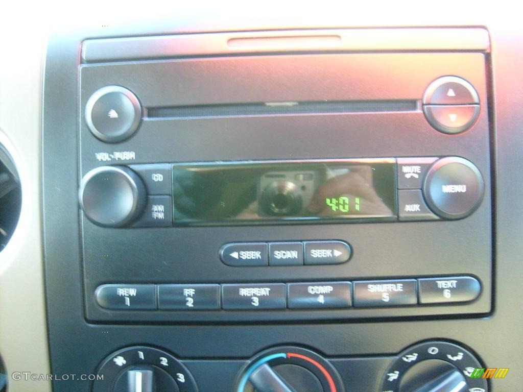 2006 F150 XLT SuperCab 4x4 - Oxford White / Tan photo #9