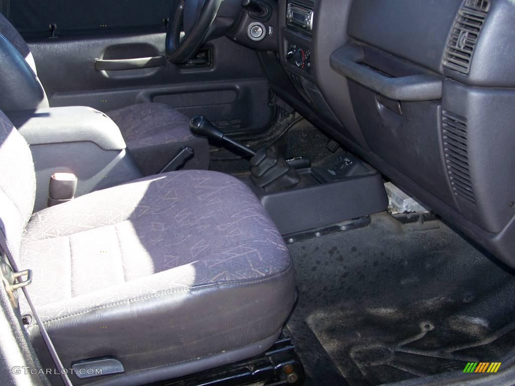 2002 Wrangler X 4x4 - Black / Agate Black photo #10