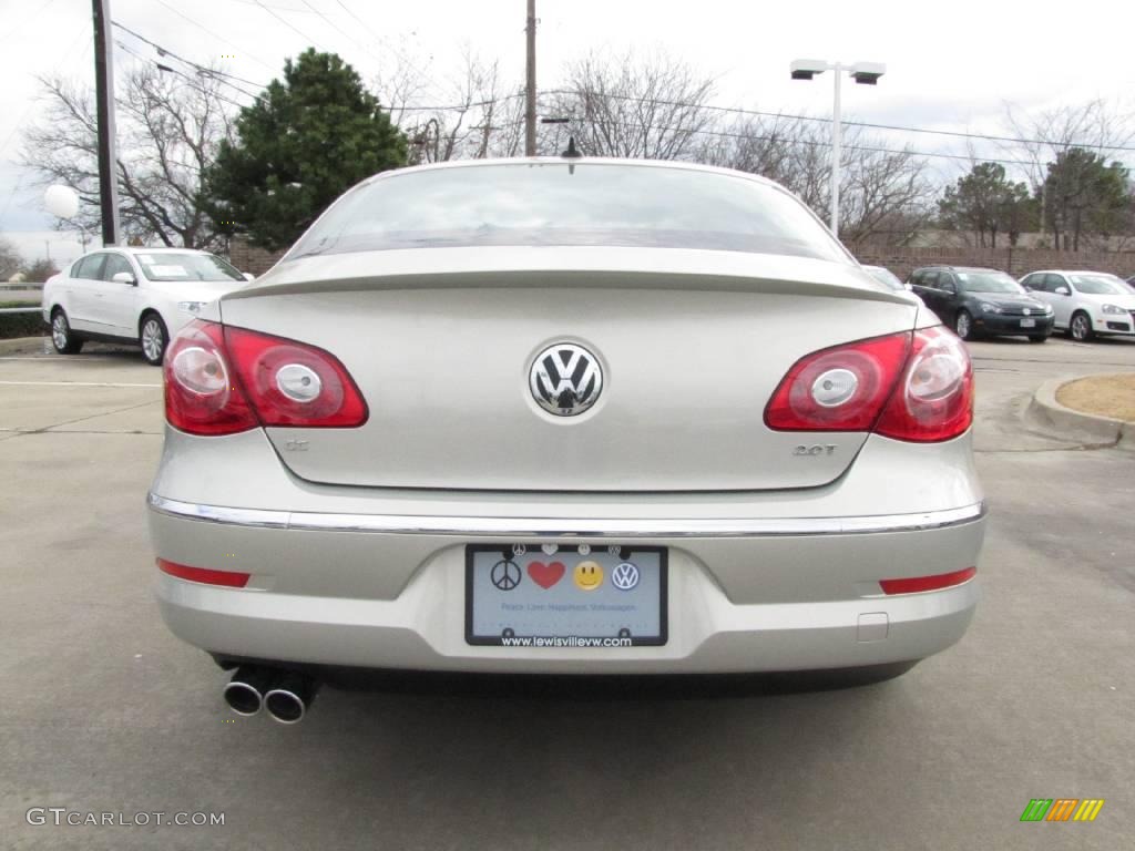 2010 CC Sport - White Gold Metallic / Black photo #2