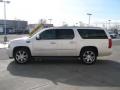 White Diamond - Escalade ESV AWD Photo No. 4