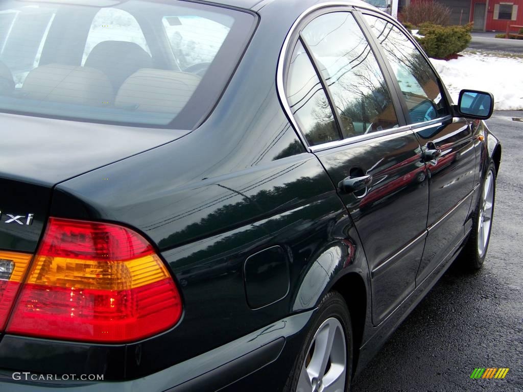 2004 3 Series 330xi Sedan - Oxford Green Metallic / Sand photo #13