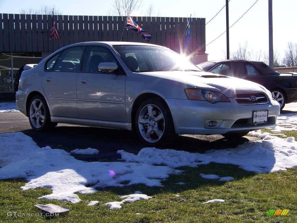 2005 Legacy 2.5 GT Limited Sedan - Satin White Pearl / Taupe photo #5