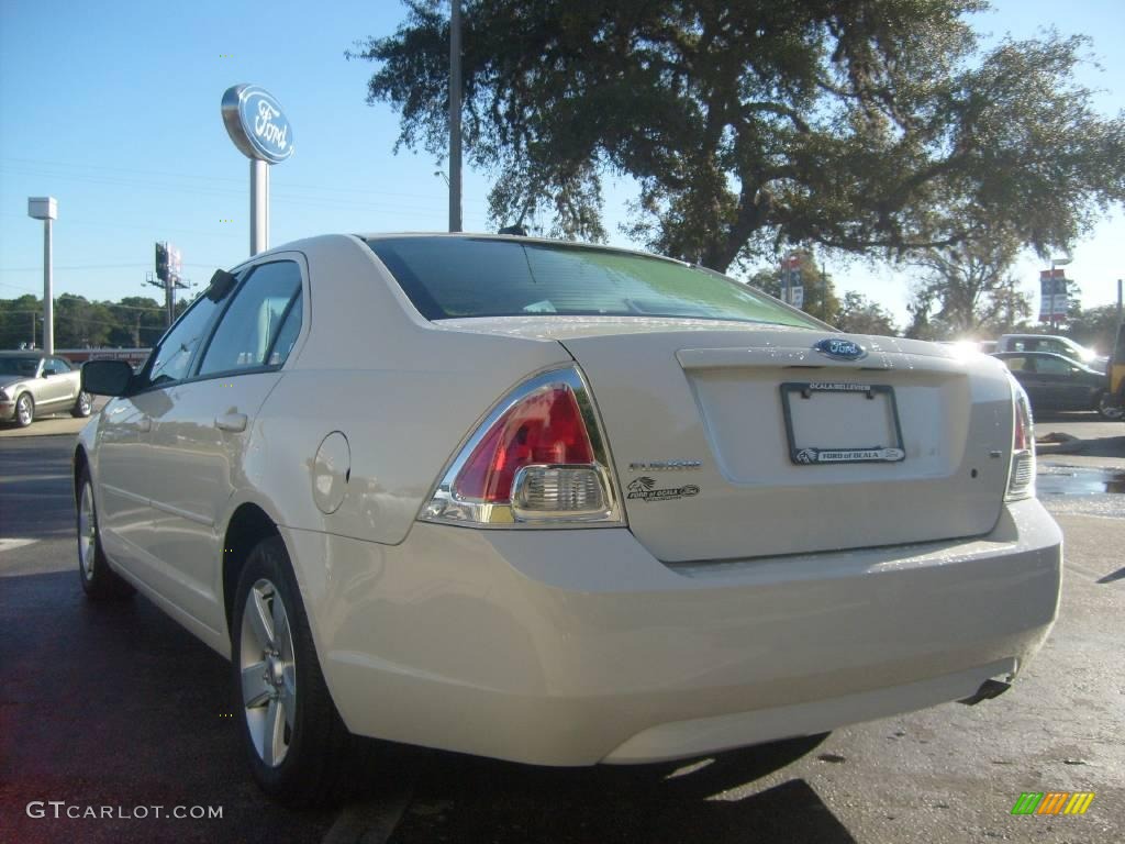 2008 Fusion SE - White Suede / Medium Light Stone photo #5