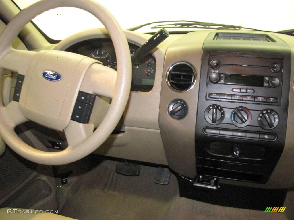 2006 F150 XLT SuperCab 4x4 - Arizona Beige Metallic / Tan photo #18