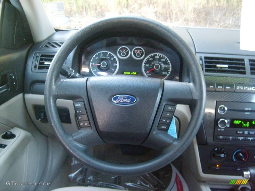 2008 Fusion SE - White Suede / Medium Light Stone photo #20