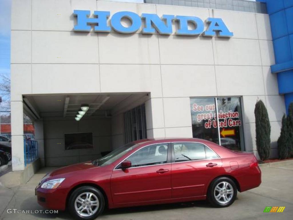 2007 Accord SE Sedan - Moroccan Red Pearl / Gray photo #1