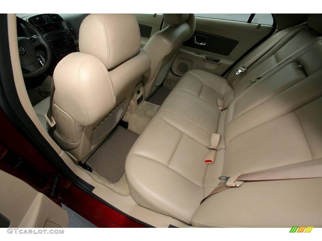 2007 CTS Sedan - Infrared / Cashmere photo #24