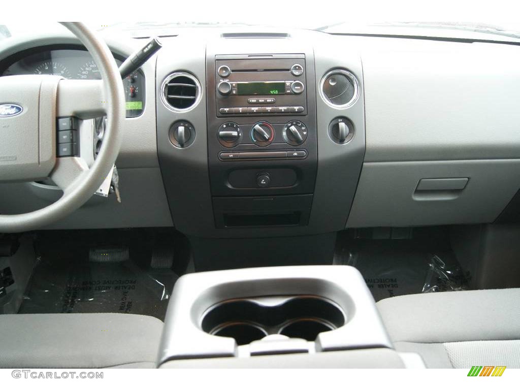 2005 F150 XLT SuperCrew 4x4 - Silver Metallic / Medium Flint/Dark Flint Grey photo #21