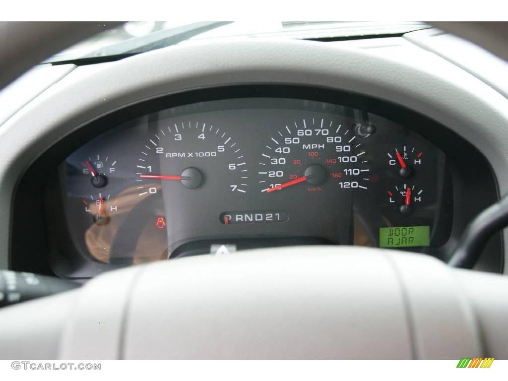 2005 F150 XLT SuperCrew 4x4 - Silver Metallic / Medium Flint/Dark Flint Grey photo #23