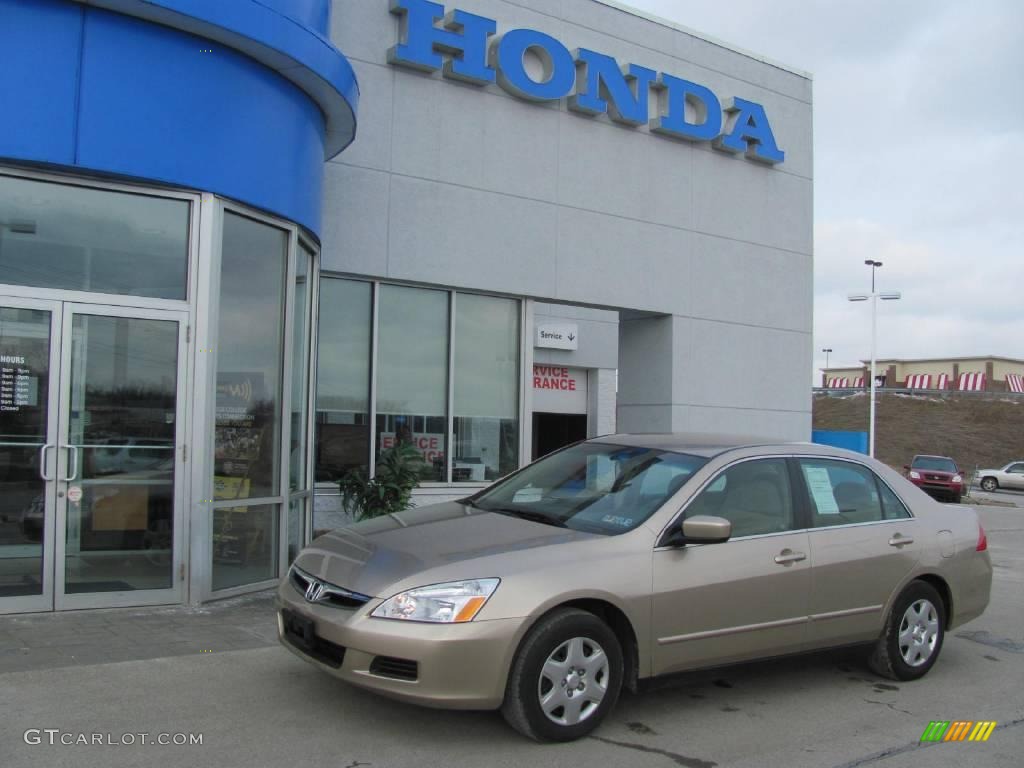 2007 Accord LX Sedan - Desert Mist Metallic / Ivory photo #1