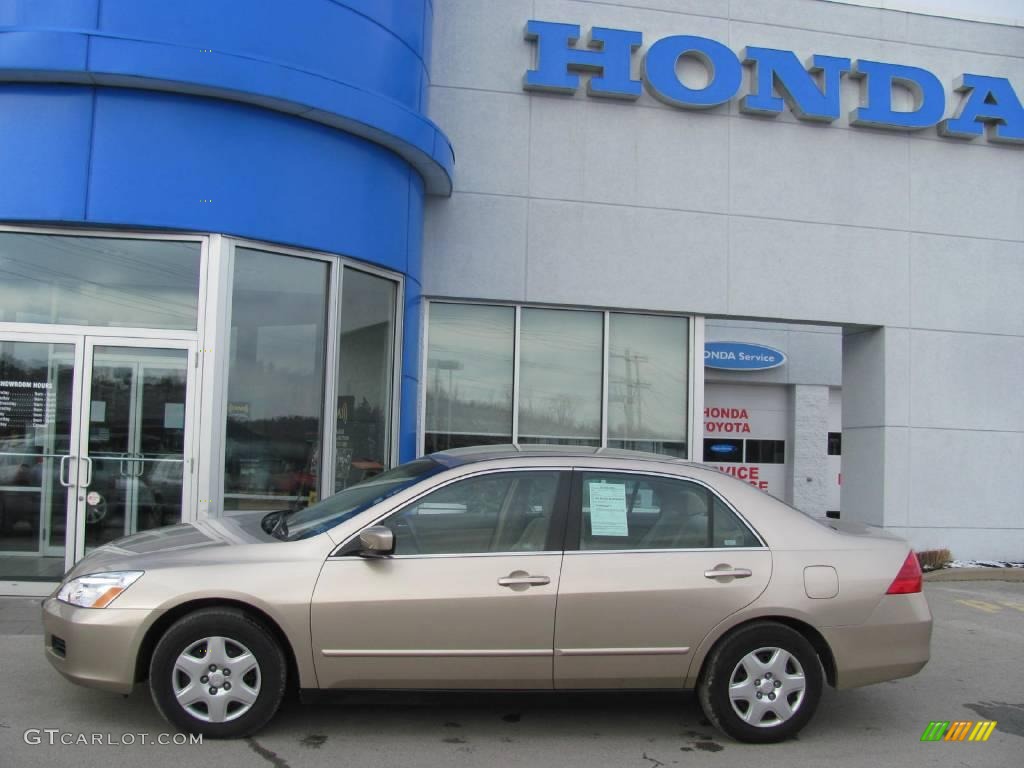 2007 Accord LX Sedan - Desert Mist Metallic / Ivory photo #3