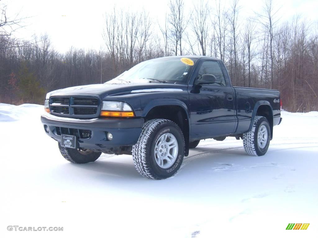 2003 Dakota Sport Regular Cab 4x4 - Patriot Blue Pearl / Dark Slate Gray photo #1