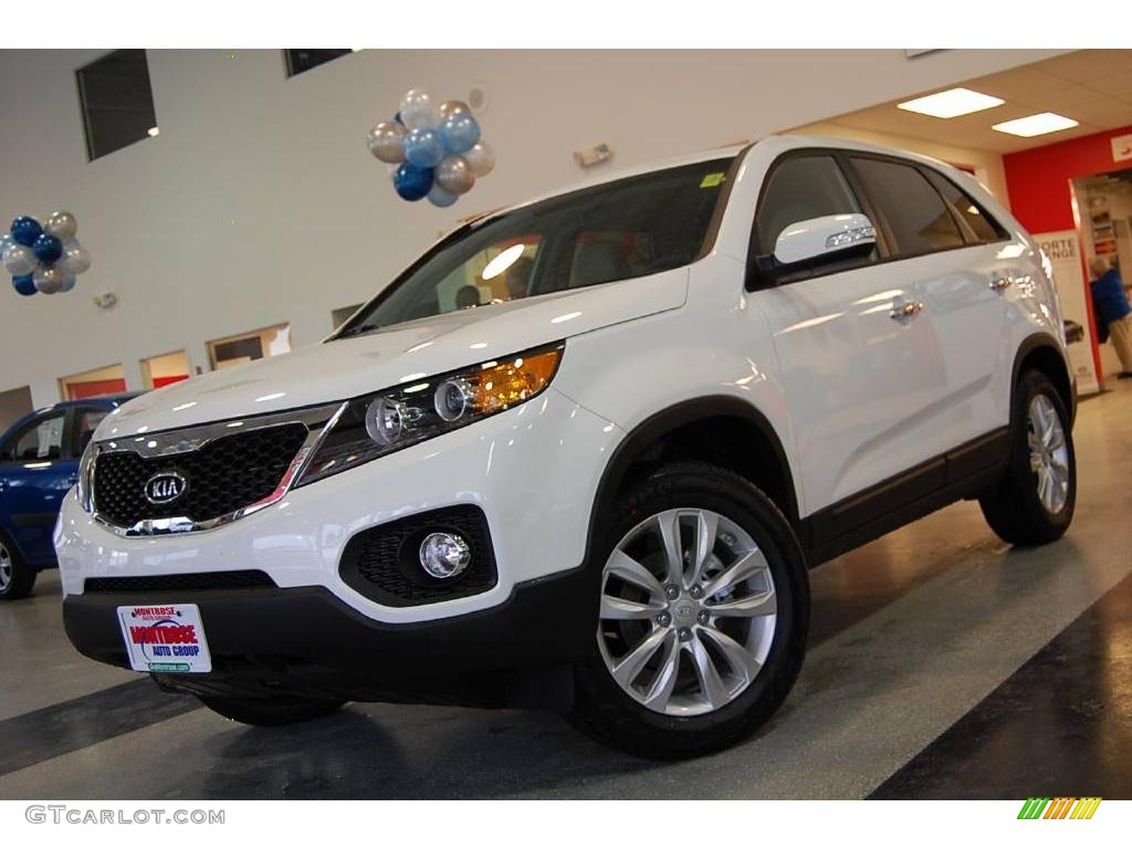 2011 Sorento EX V6 - Snow White Pearl / Beige photo #2