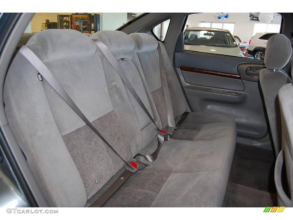 2005 Impala  - Medium Gray Metallic / Medium Gray photo #20