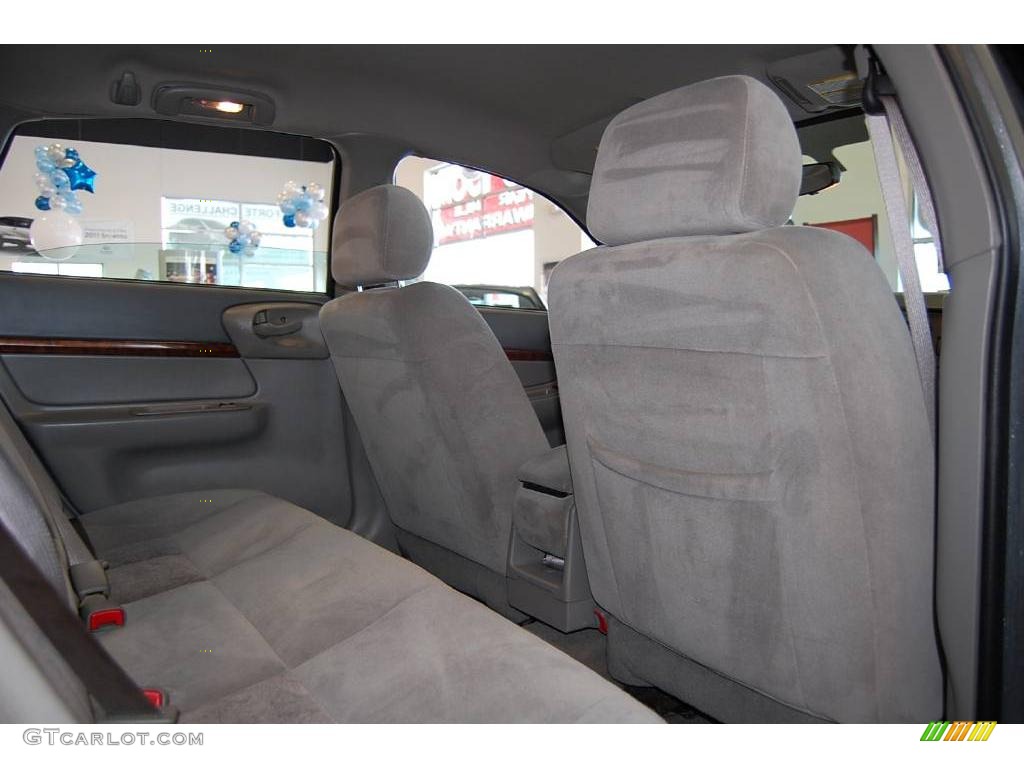 2005 Impala  - Medium Gray Metallic / Medium Gray photo #22