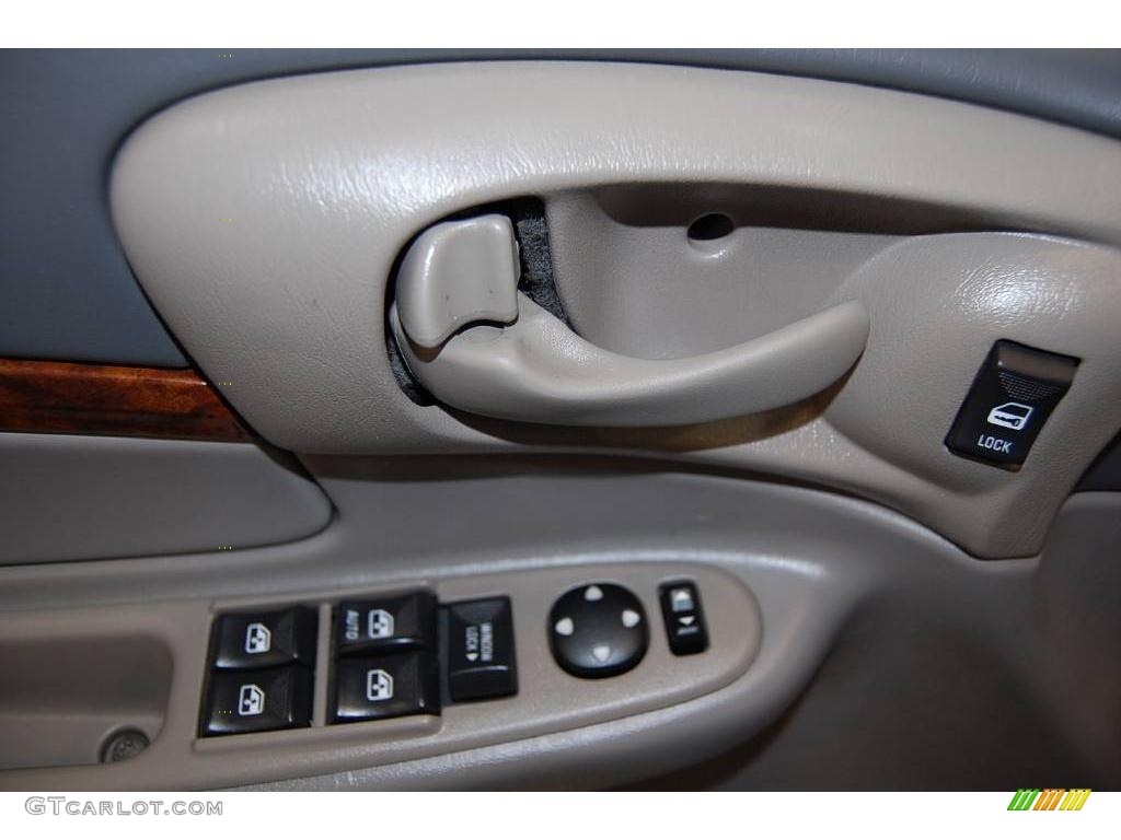 2005 Impala  - Medium Gray Metallic / Medium Gray photo #45