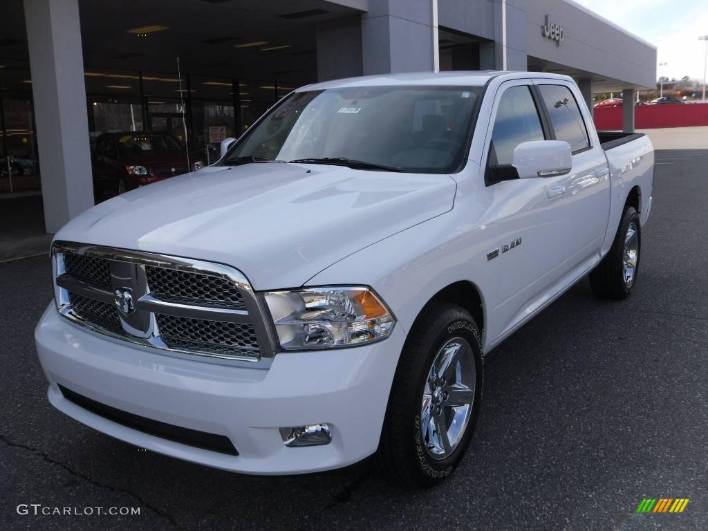 2010 Ram 1500 SLT Crew Cab - Stone White / Dark Slate Gray photo #1