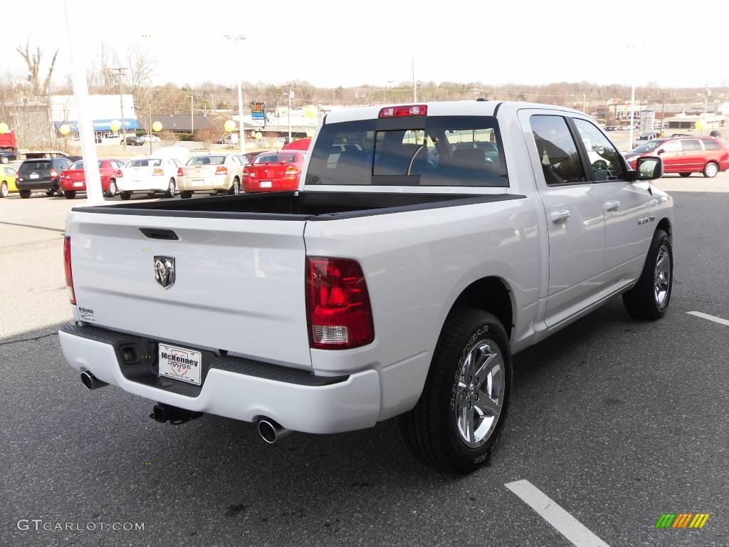 2010 Ram 1500 SLT Crew Cab - Stone White / Dark Slate Gray photo #5