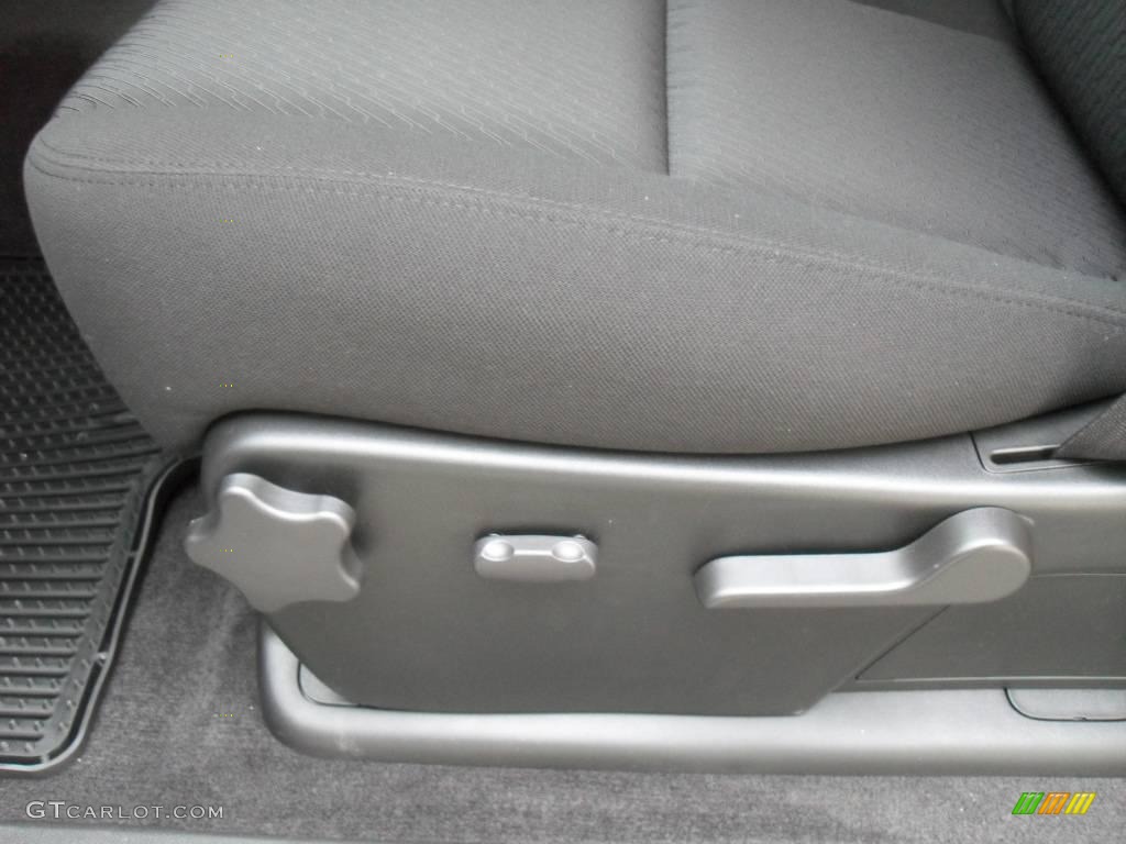 2010 Sierra 1500 SLE Crew Cab - Pure Silver Metallic / Ebony photo #8