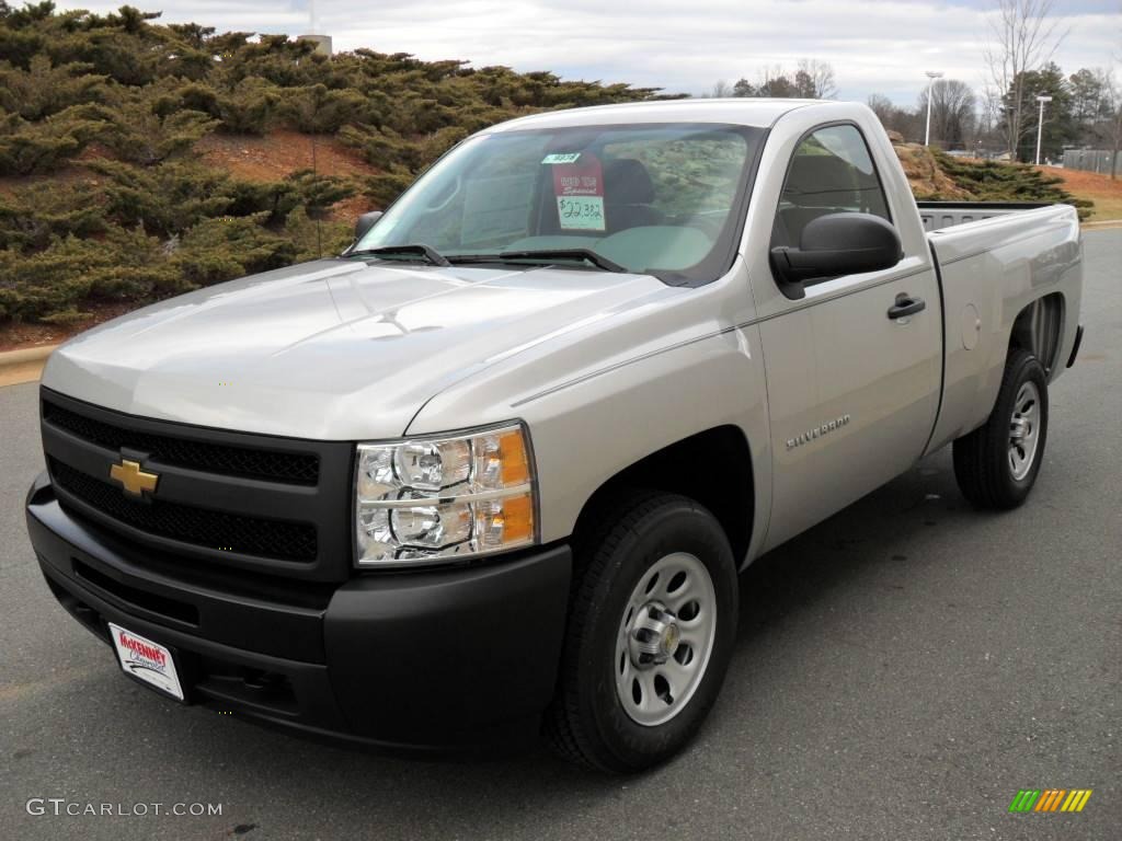 2010 Silverado 1500 Regular Cab - Sheer Silver Metallic / Dark Titanium photo #1