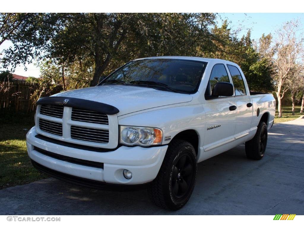 2004 Ram 1500 SLT Quad Cab 4x4 - Bright Silver Metallic / Dark Slate Gray photo #1