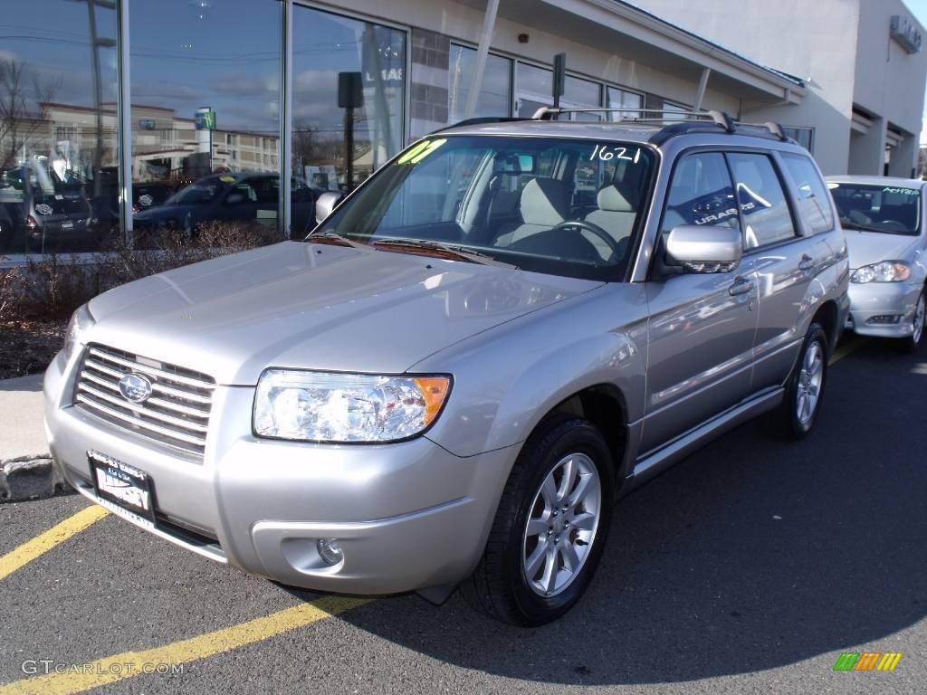 2007 Forester 2.5 X Premium - Crystal Gray Metallic / Graphite Gray photo #1