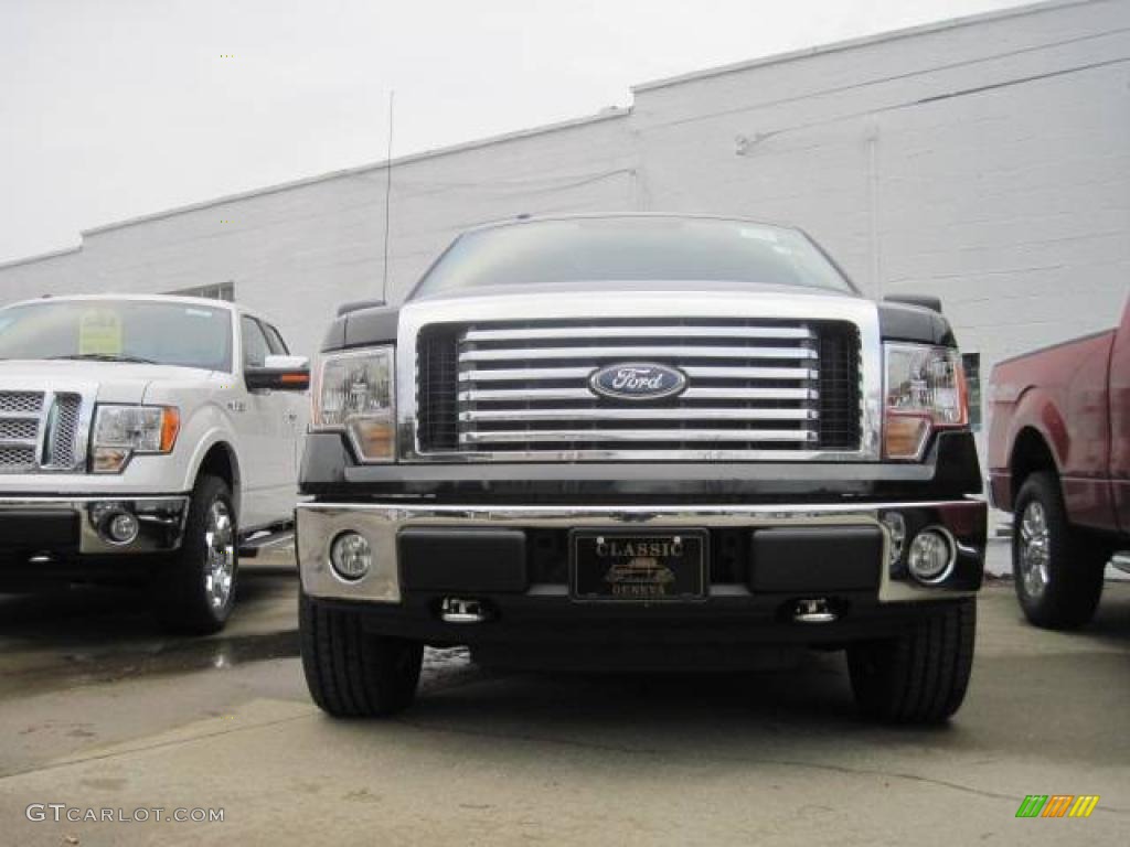 2010 F150 XLT SuperCrew 4x4 - Tuxedo Black / Medium Stone photo #2