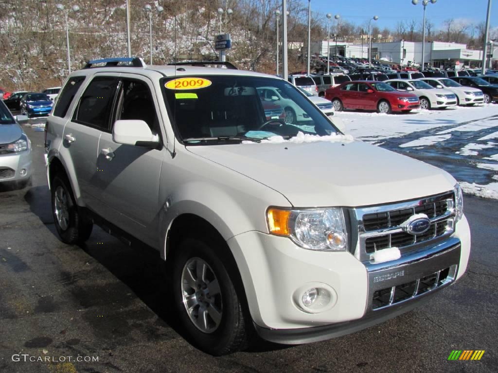 2009 Escape Limited V6 4WD - White Suede / Charcoal photo #5