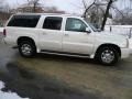 White Diamond - Escalade ESV AWD Photo No. 2