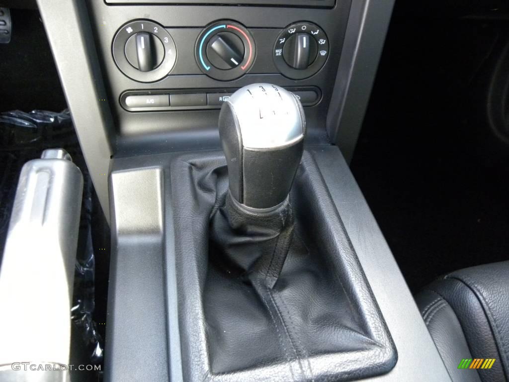 2007 Mustang GT Premium Coupe - Black / Black/Dove Accent photo #17